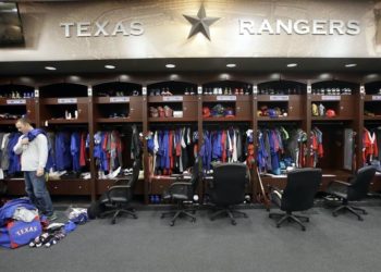 Cierran vestidores por coronavirus