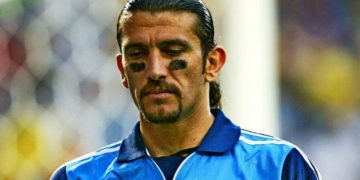 Rustu, exportero del Barcelona, internado tras dar positivo a COVID-19.