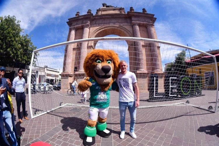 Cambia Yarbrough al León por la MLS