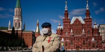 Rusia supera los 100 mil casos por COVID-19