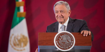 AMLO reconoce a empresas que se esfuerzan por mantener empleo