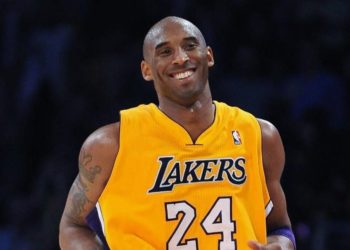 Kobe Bryant lidera galardonados al Salón de la Fama