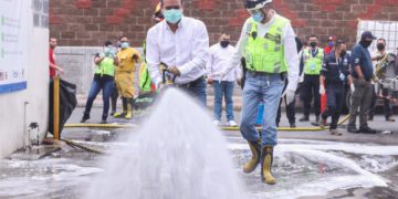 Instalan cabina  sanitizante en Instituto de Migración de Tamaulipas