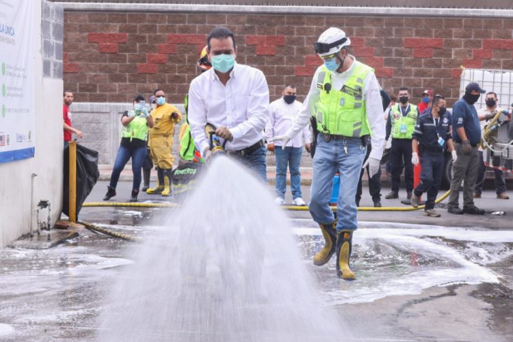 Instalan cabina sanitizante en Instituto de Migración de Tamaulipas