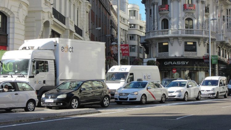 Incentivos fiscales para autos nuevos solo a más eficientes y de baja contaminación