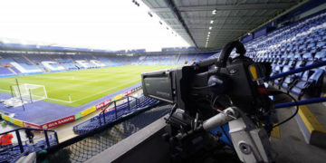 La Premier League se jugaría sin aficionados por el COVID-19, lo que reste del año.