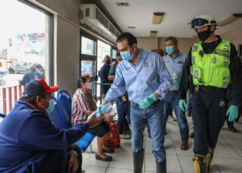 Llama Rivas a cumplir  con uso de cubrebocas