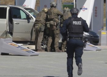 Tiroteo en Canadá deja 10 muertos, entre ellos un policía