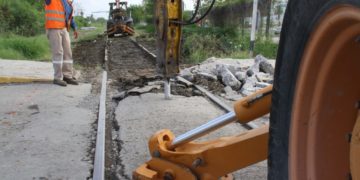 Rehabilitan cruceros de vía en el norte de Cd. Victoria