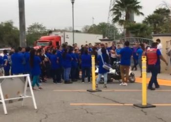 Trabajadores de empresas maquiladoras se manifiestan en Victoria por miedo al Covid-19