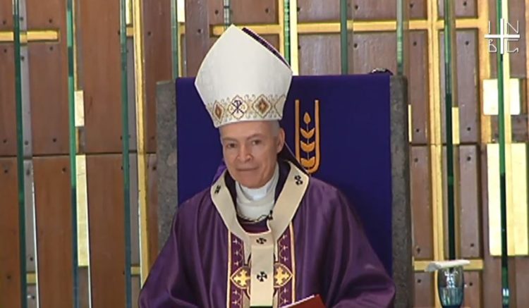 Arzobispo de México llama a orar por los que más sufren