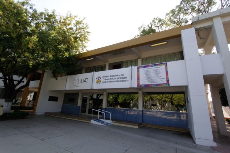 Invita UAT a carreras de Trabajo Social, Psicología y Nutrición en Victoria