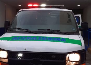 Se quema mujer al prender basura