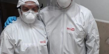 Diputada Sosa entrega 9 mil cubrebocas y 50 trajes al sector salud Tampico