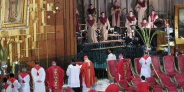 Celebran Domingo de Ramos a puerta cerrada en Basílica de CDM