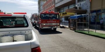 Corto circuito causa incendio en Notaria Pública