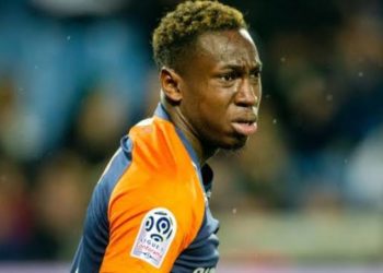 Junior Sambia hospitalizado presuntamente por coronavirus