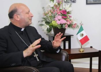 Ofrece Iglesia apoyo espiritual a través de Internet