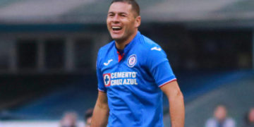 “Si nos entregaran el título, no lo aceptaría; se gana en una cancha” dice Pablo Aguilar