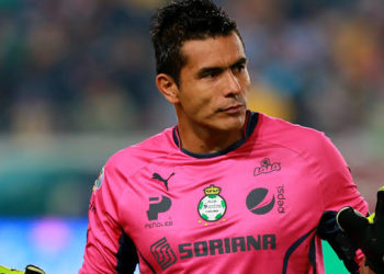 Oswaldo Sánchez rechazó ofertas de Europa porque le ofrecían muy bajo sueldo