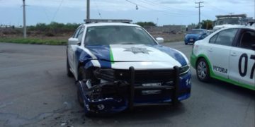Estatal provoca accidente vial