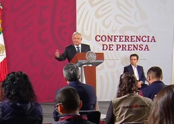 El presidente López Obrador descartó que el Sistema de Salud se encuentre rebasado por el Covid-19