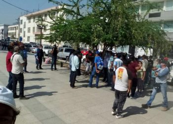 Exigen comerciantes de tianguis apoyos ante crisis por pandemia