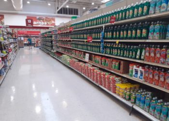 Garantizan abasto de víveres los centros comerciales