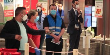 Alemania reabre comercios iniciando la primera etapa de un plan de desconfinamiento