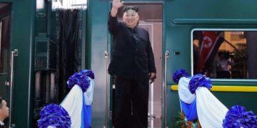 Hay posibilidad de que líder norcoreano no haya muerto, China manda delegación