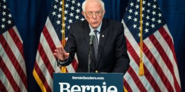 Senador Bernie Sanders se retira: “El camino hacia la victoria es virtualmente imposible”