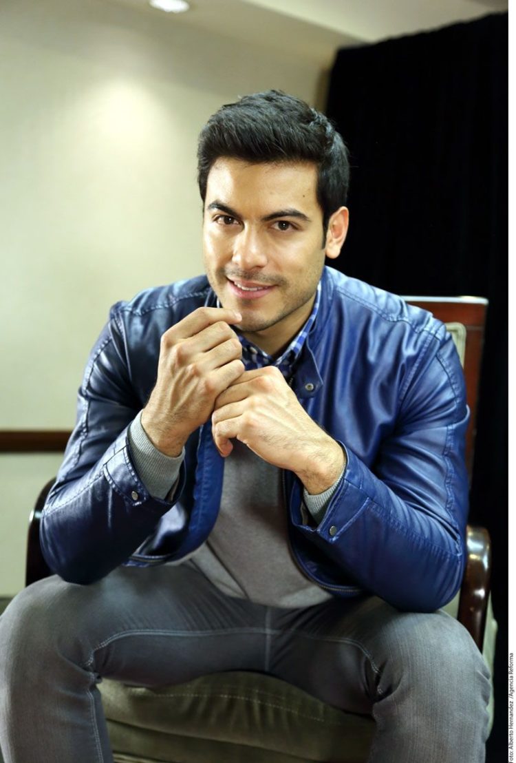 Carlos Rivera ofrece concierto en línea