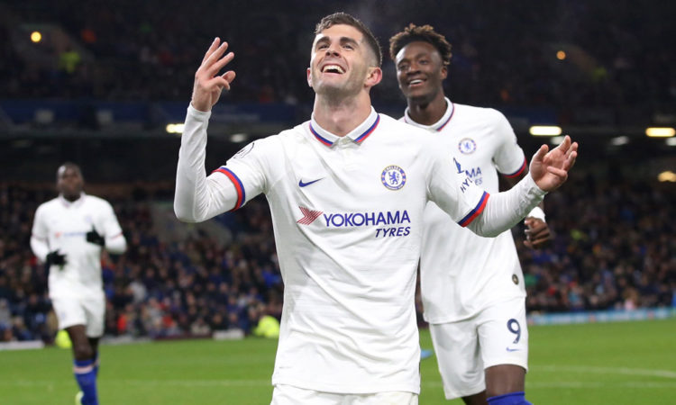 Los clubes de la Premier League no ponen fecha para acabar la temporada