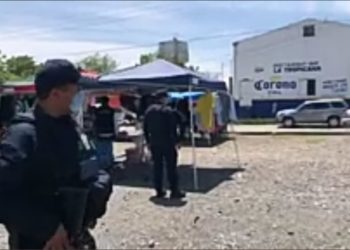 Realizan operativo Coepris y Policía Estatal en tianguis de Victoria por Covid-19