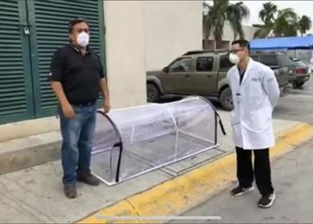 Crea profesor matamorense prototipo de camilla para pacientes de Coronavirus