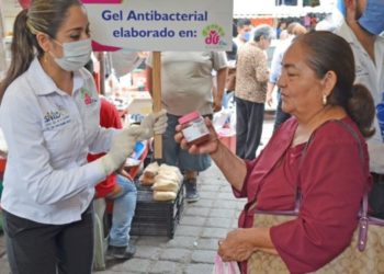 Elabora DIF Victoria, gel antibacterial a base de sábila.