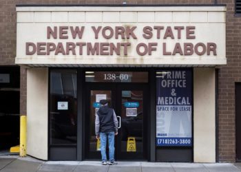 22 millones de personas solicitan el subsidio por desempleo en EU