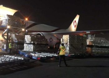 México recibe donación de material de China para detectar Covid-19