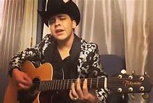 Christian Nodal, ofreció un concierto virtual ante confinamiento
