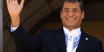 Ex presidente de Ecuador Rafael Correa condenado por corrupción