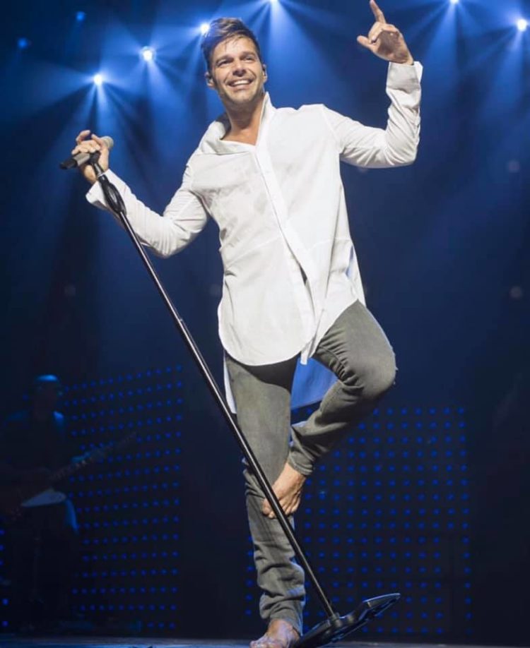 Ricky Martin presenta a Renn Martin-Yosef, su cuarto hijo