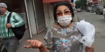 Victorenses acuden a tiendas para comprar tela para fabricar sus cubre bocas