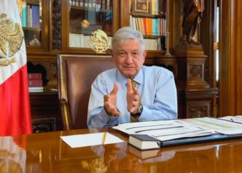 AMLO respalda a López-Gatell; pide seguir sus recomendaciones
