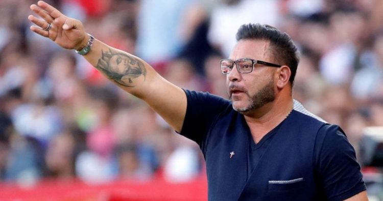 Antonio Mohamed asegura que salir de Monterrey no es la solución