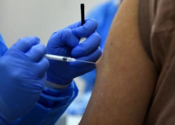 Alemania inicia pruebas en humanos de vacuna contra COVID-19