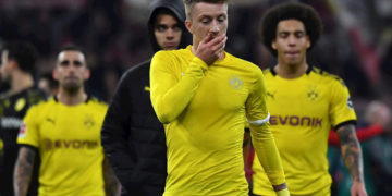 El Dortmund dice que la Bundesliga se hundirá si no se reinicia la temporada