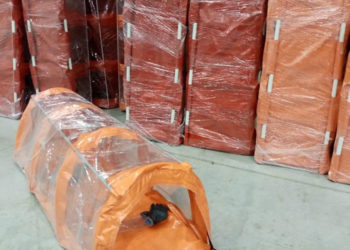 Llegan cápsulas para traslado de pacientes con Covid-19