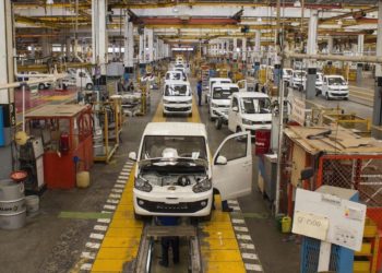 Prepara México, EUA y Canadá reapertura del sector automotriz