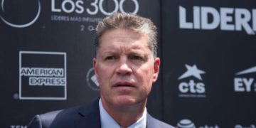 Ricardo Peláez aseguró que en Chivas no hay pretextos ni por el coronavirus ni por la baja de Guzmán