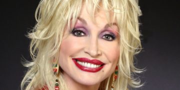 Dolly Parton dona 1mdd para investigación de Covid-19